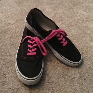 Airwalk shoes size 9